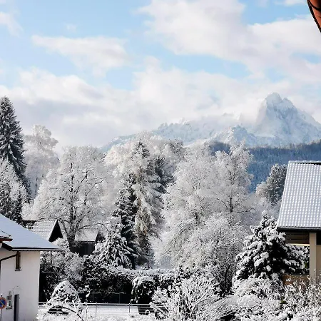 Ludwigslust - Ferienappartement mit Bergblick Schwangau Exterior foto