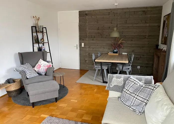 Ludwigslust - Ferienappartement Mit Bergblick